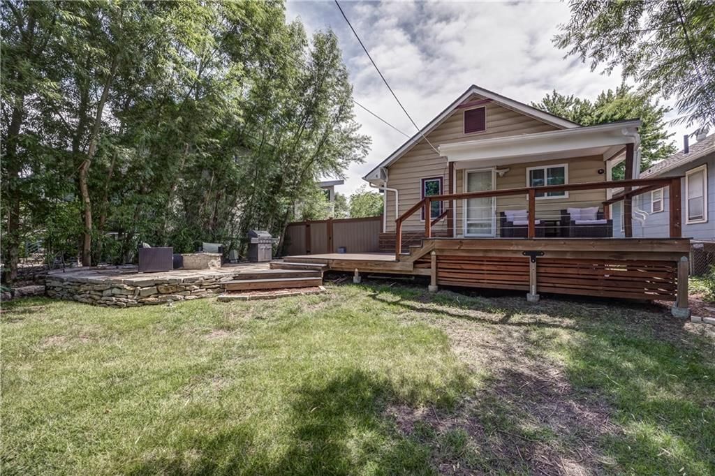 4650 Terrace Street — photo 7