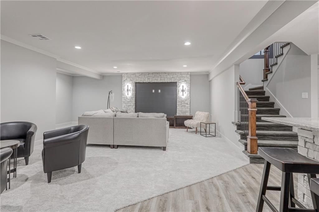 4159 Lake Shore Drive — photo 36