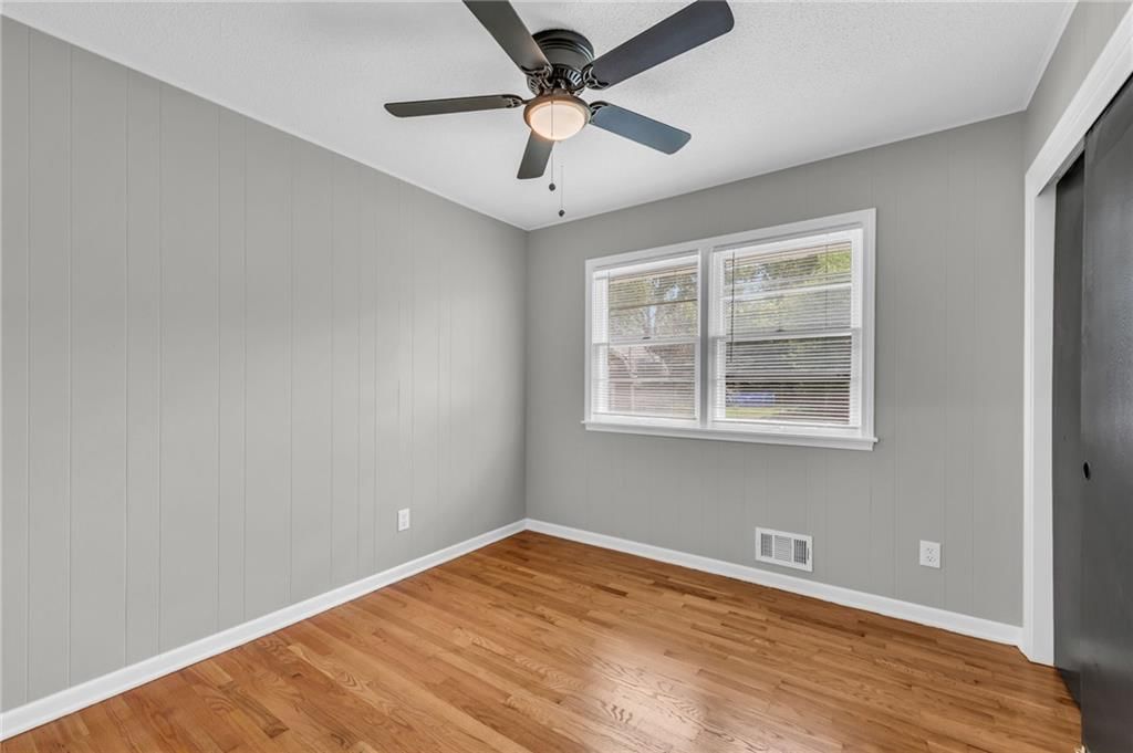 5241 Harris Avenue — photo 14