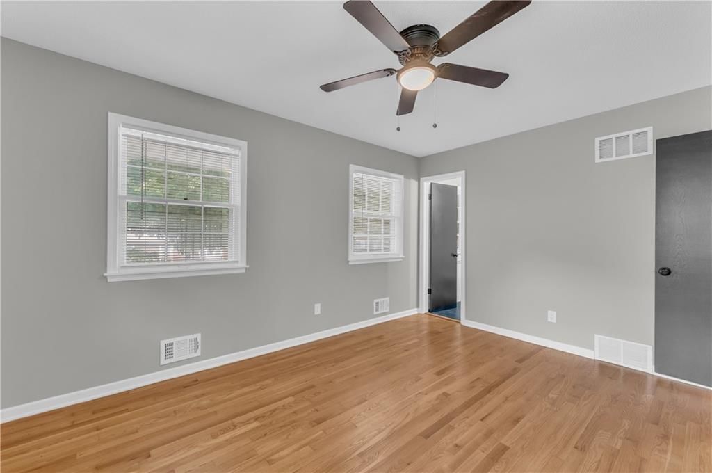 5241 Harris Avenue — photo 18