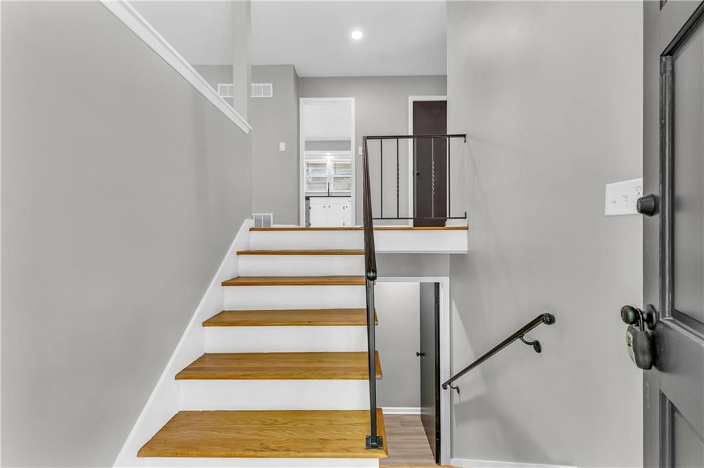 5241 Harris Avenue — photo 3