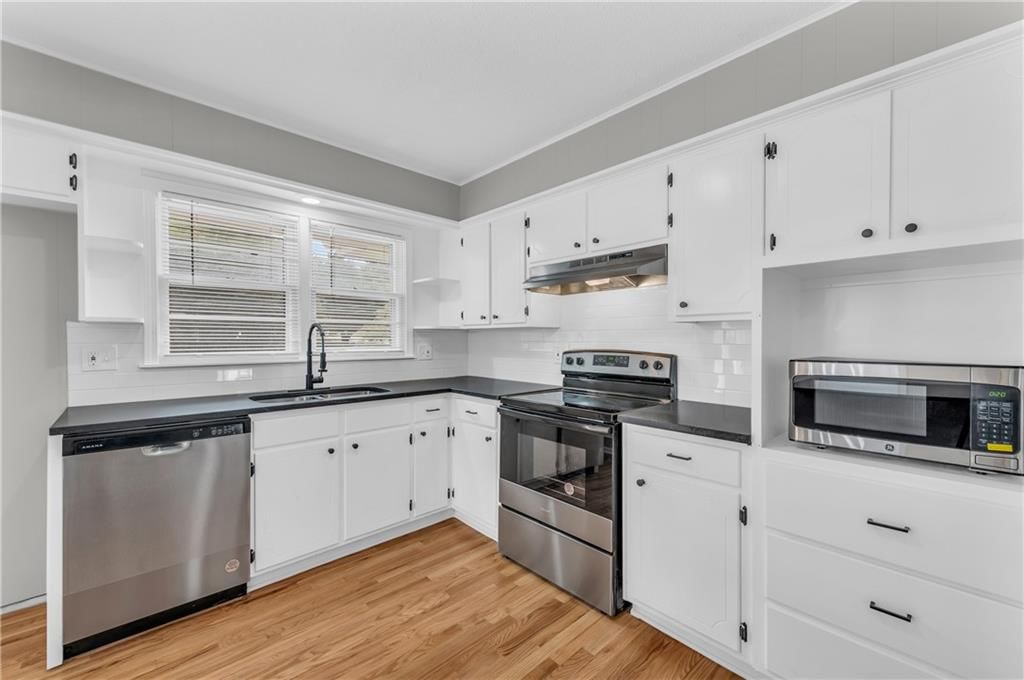 5241 Harris Avenue — photo 10