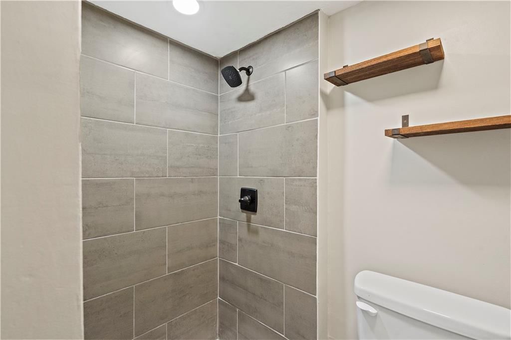 4232 Virginia Avenue — photo 31
