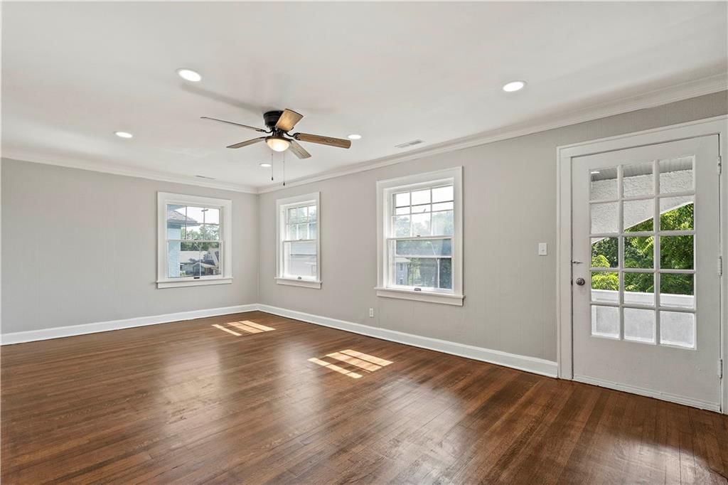 4232 Virginia Avenue — photo 5