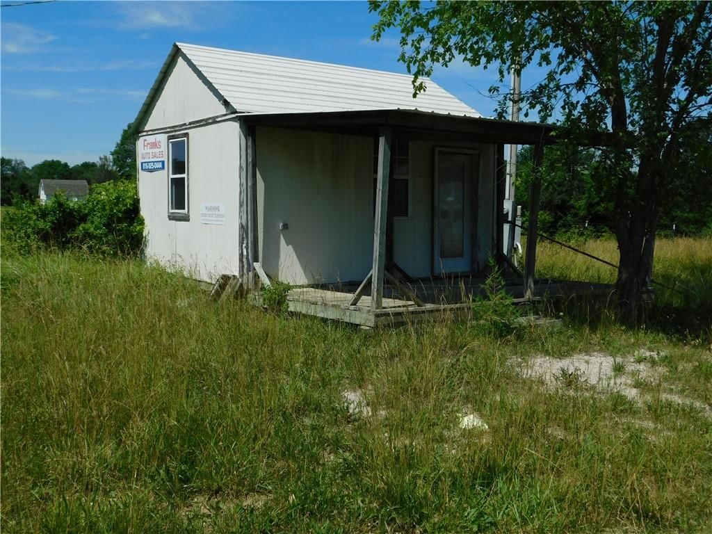 1920 E State Route 2 Highway — photo 13