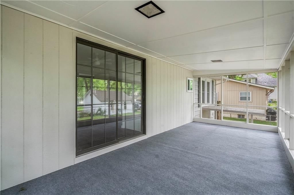 825 S PARK Avenue — photo 12
