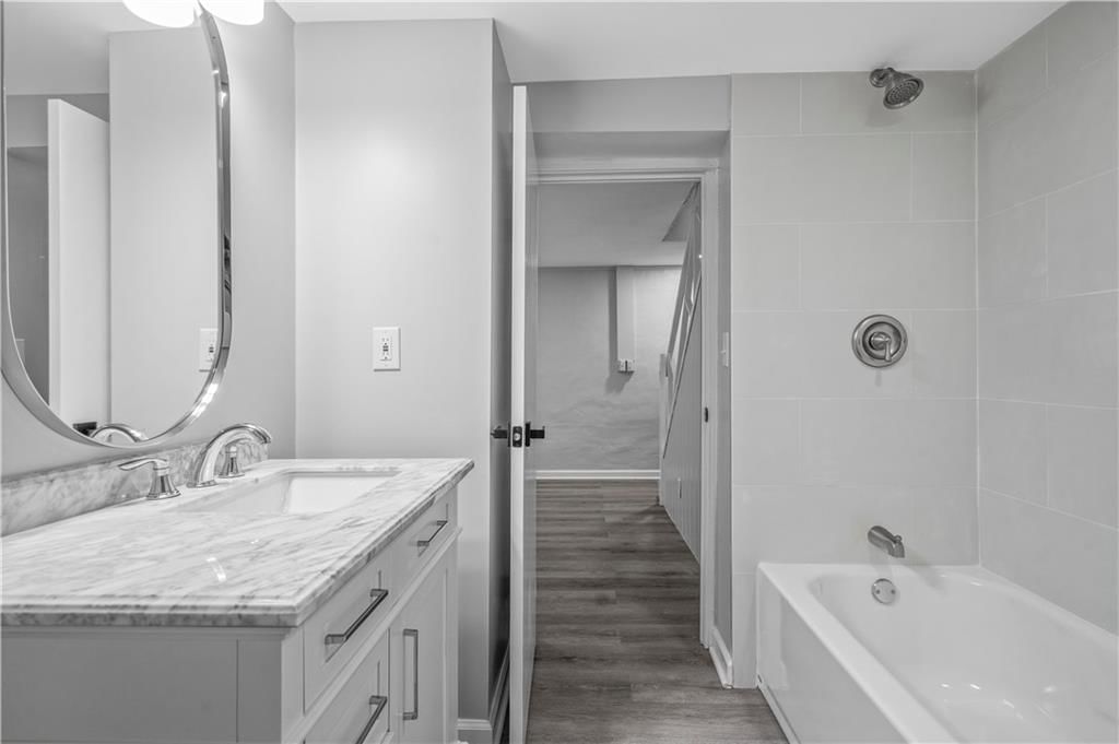 825 S PARK Avenue — photo 20
