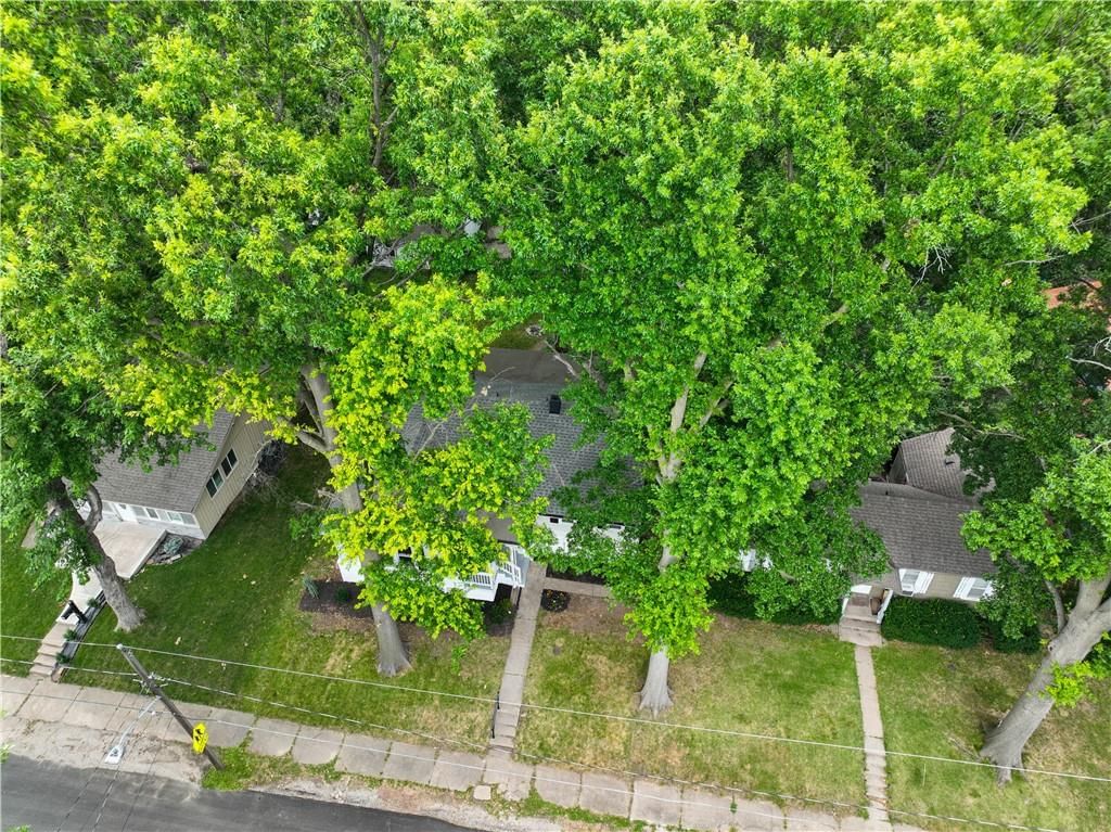825 S PARK Avenue — photo 31