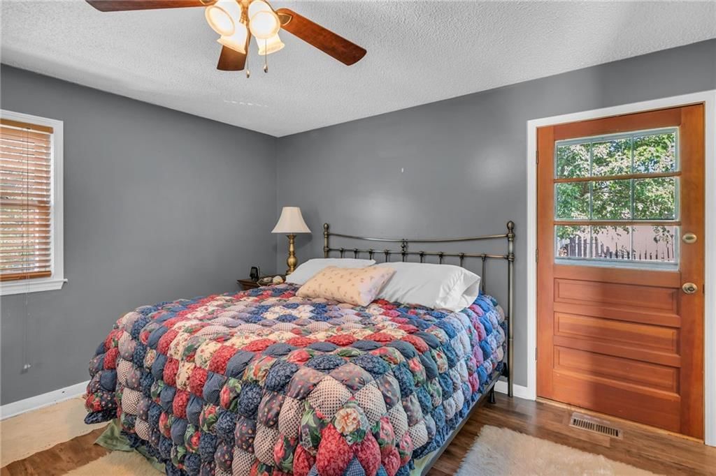 5813 NW Klamm Drive — photo 18