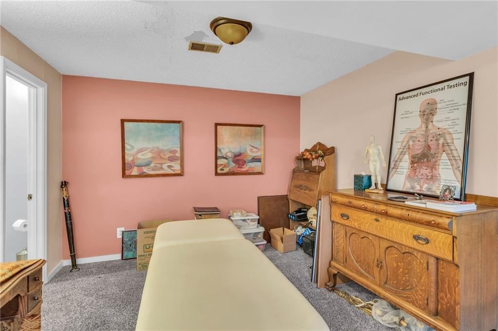5813 NW Klamm Drive — photo 23