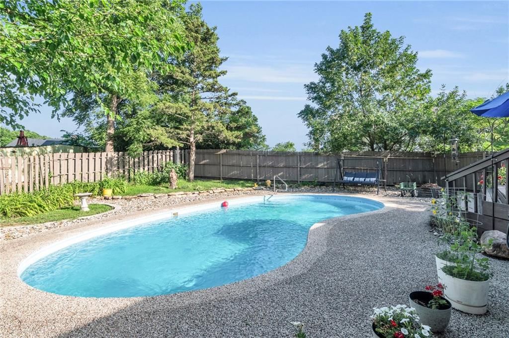5813 NW Klamm Drive — photo 31