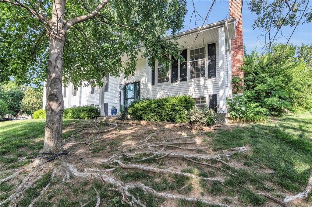 5813 NW Klamm Drive — photo 5