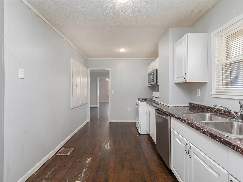 4116 Woodland Avenue — photo 13