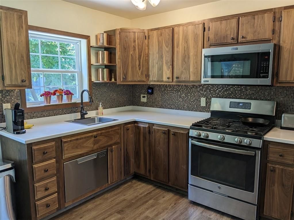 7201 Elm Drive — photo 9