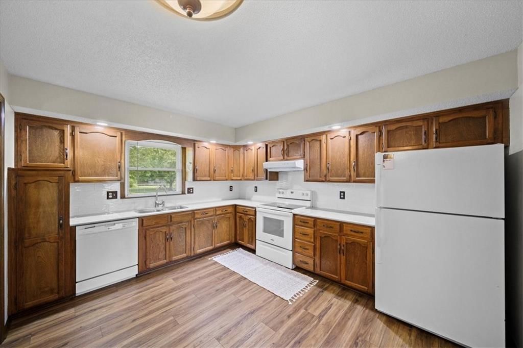 7511 NW 81st Street — photo 7