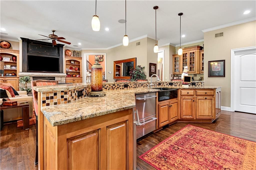 14107 Howe Drive — photo 12