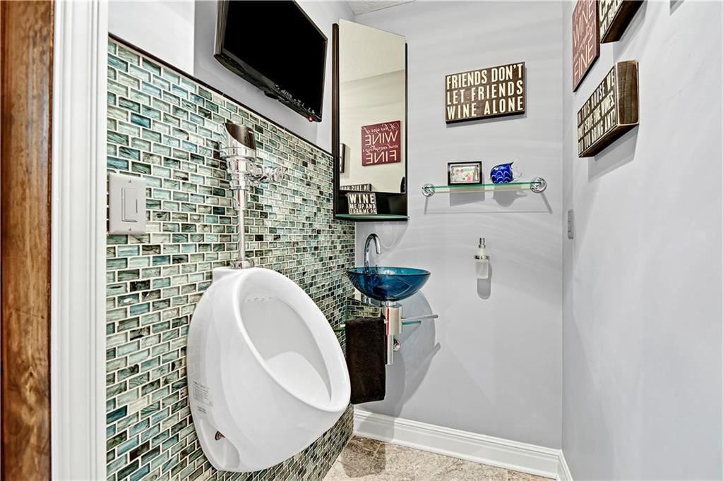14107 Howe Drive — photo 24