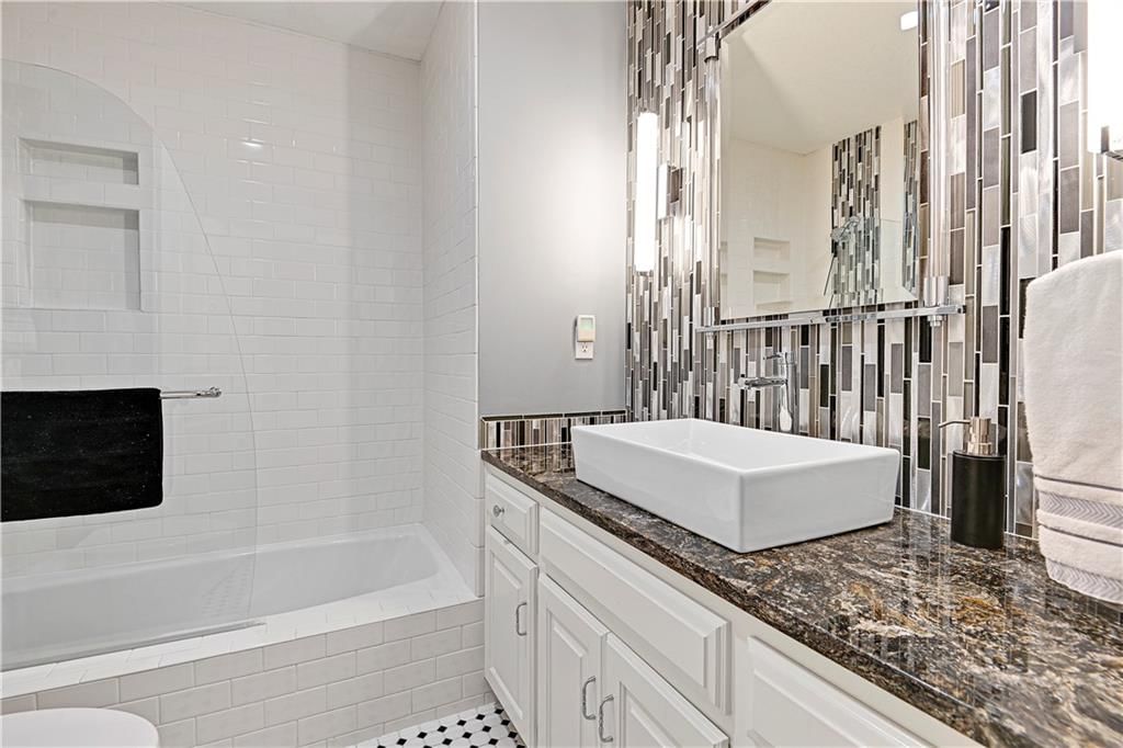 14107 Howe Drive — photo 34