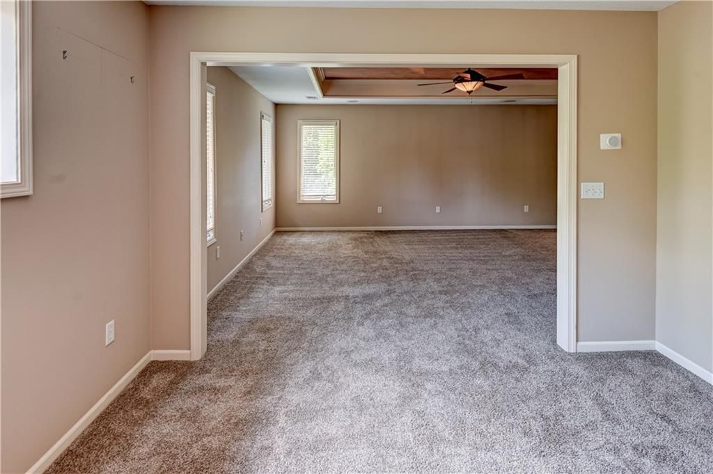 5514 W 147th Terrace — photo 46