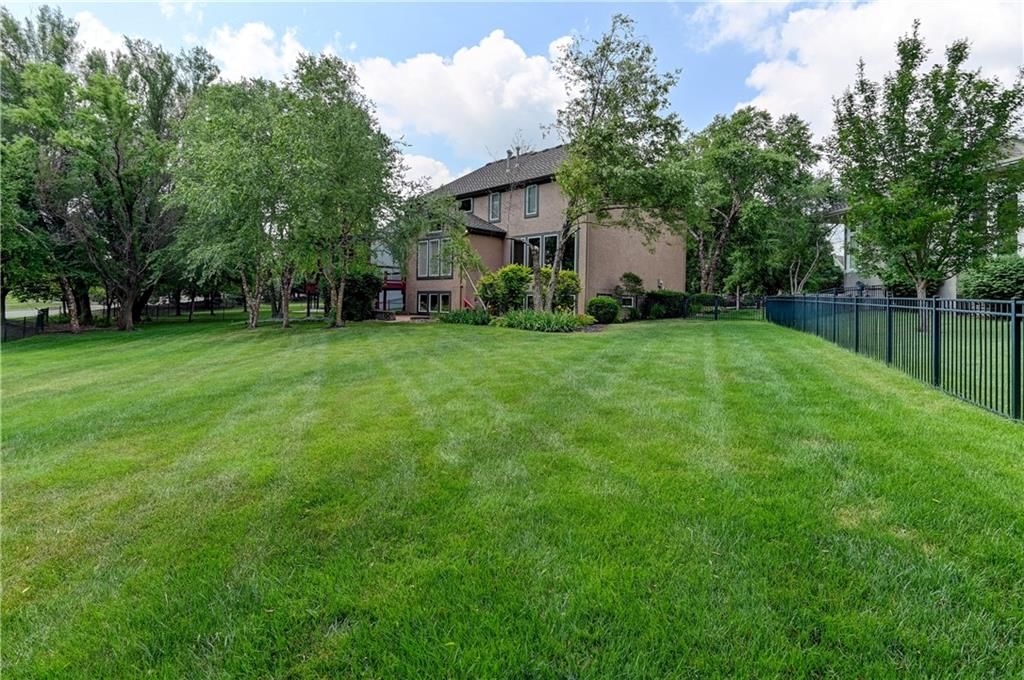 5514 W 147th Terrace — photo 53