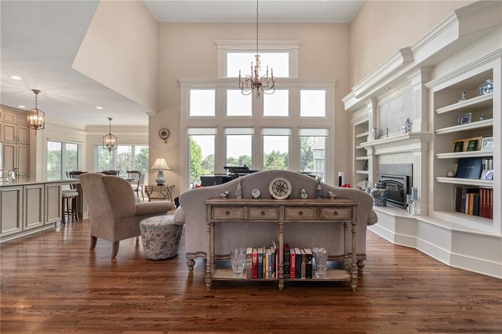 5852 Edgewater Drive — photo 25