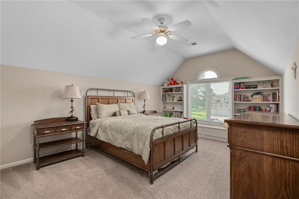 5852 Edgewater Drive — photo 44