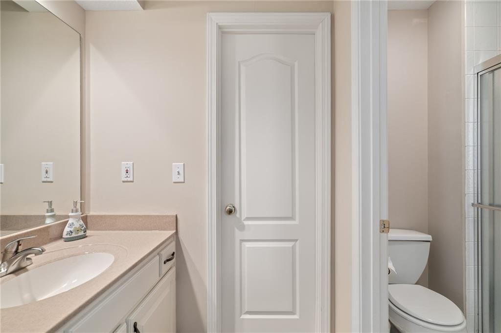 5852 Edgewater Drive — photo 48