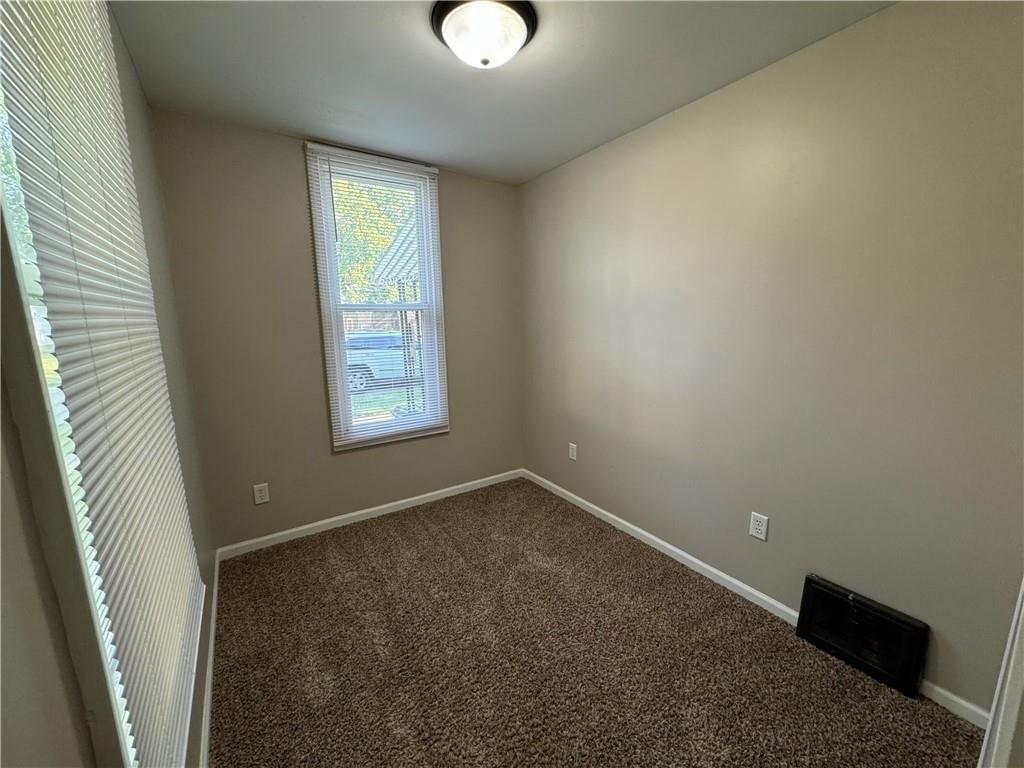 2415 Mary Street — photo 5
