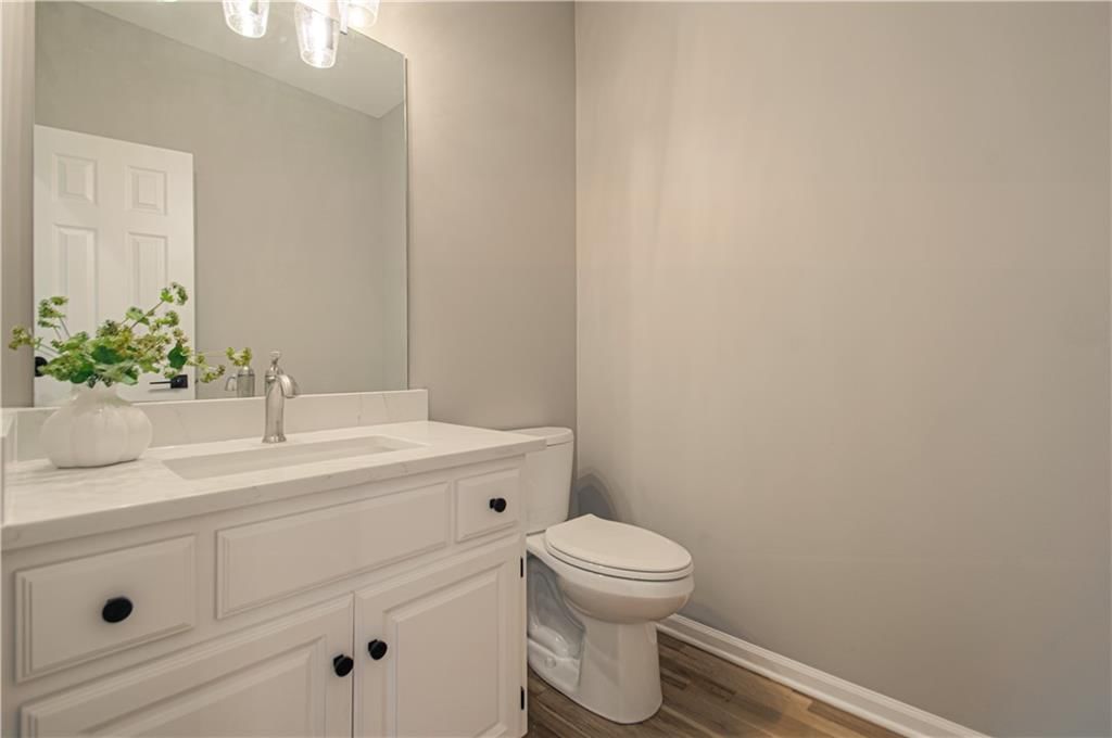 5105 W 159th Terrace — photo 14
