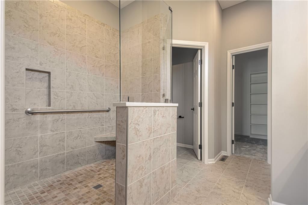 5105 W 159th Terrace — photo 18