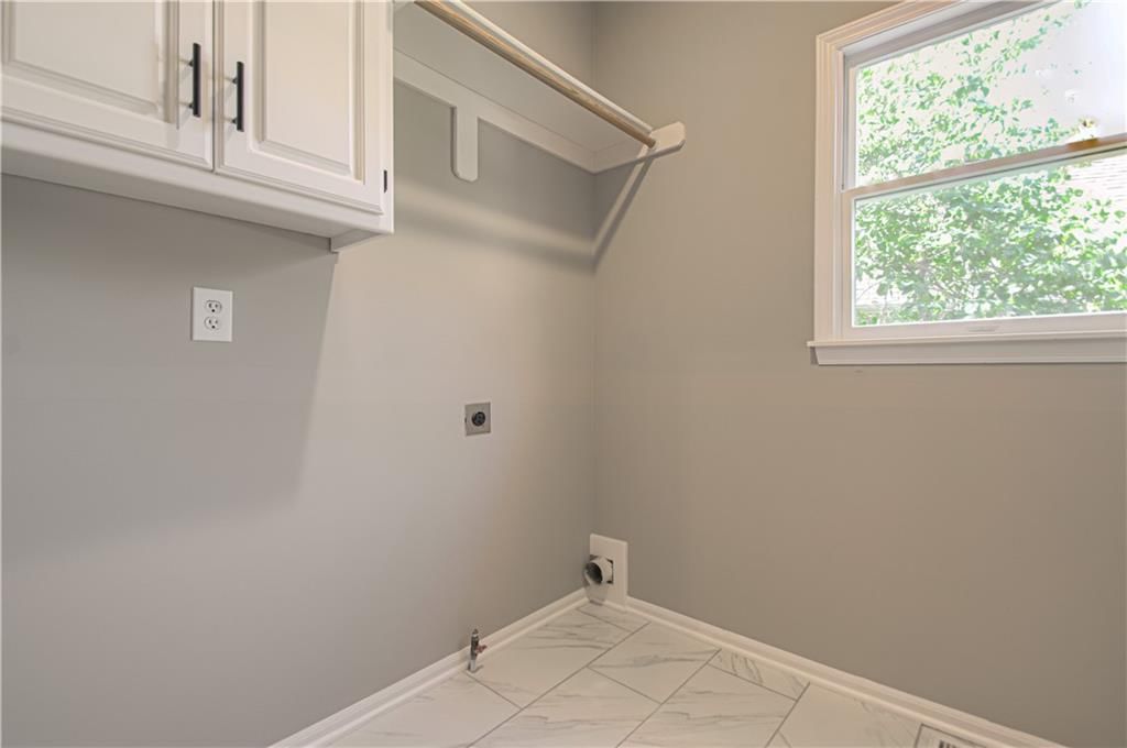 5105 W 159th Terrace — photo 20