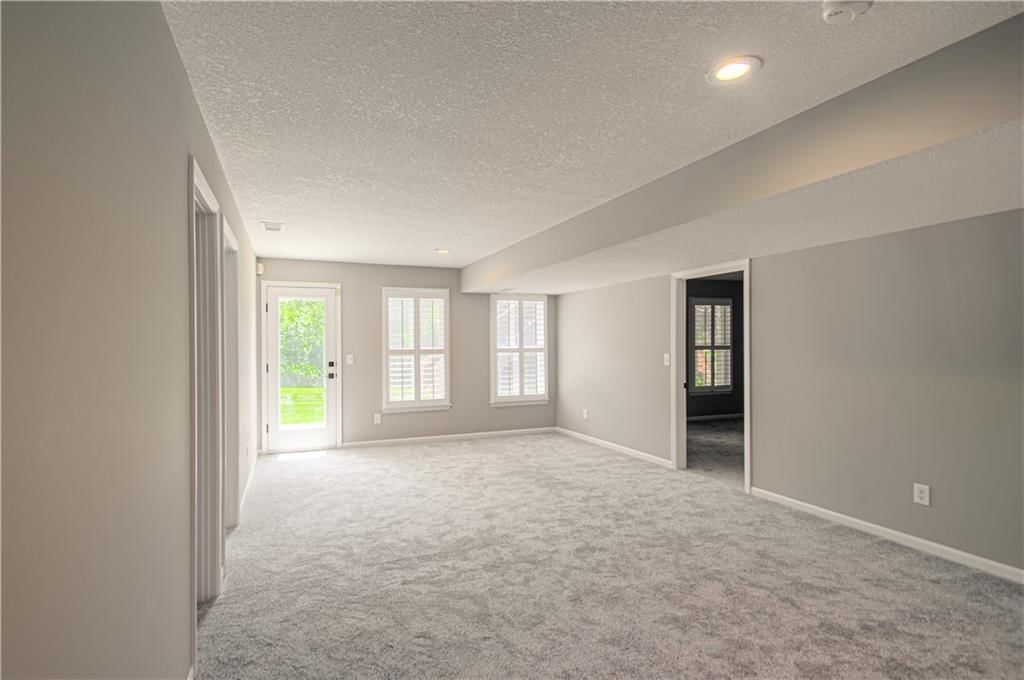 5105 W 159th Terrace — photo 21