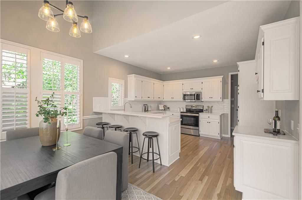 5105 W 159th Terrace — photo 10