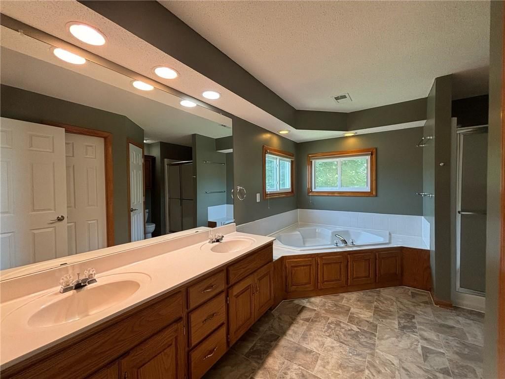 937 Yancey Street — photo 28