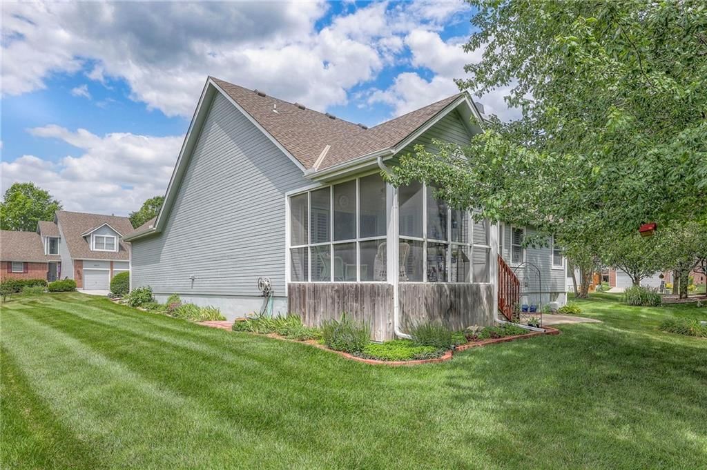 6845 W 156th Terrace — photo 36