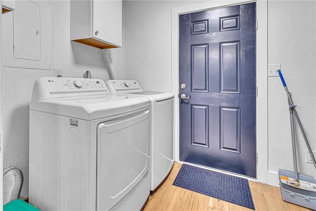 202 W Meadow Street — photo 16