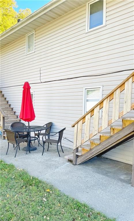 202 W Meadow Street — photo 58