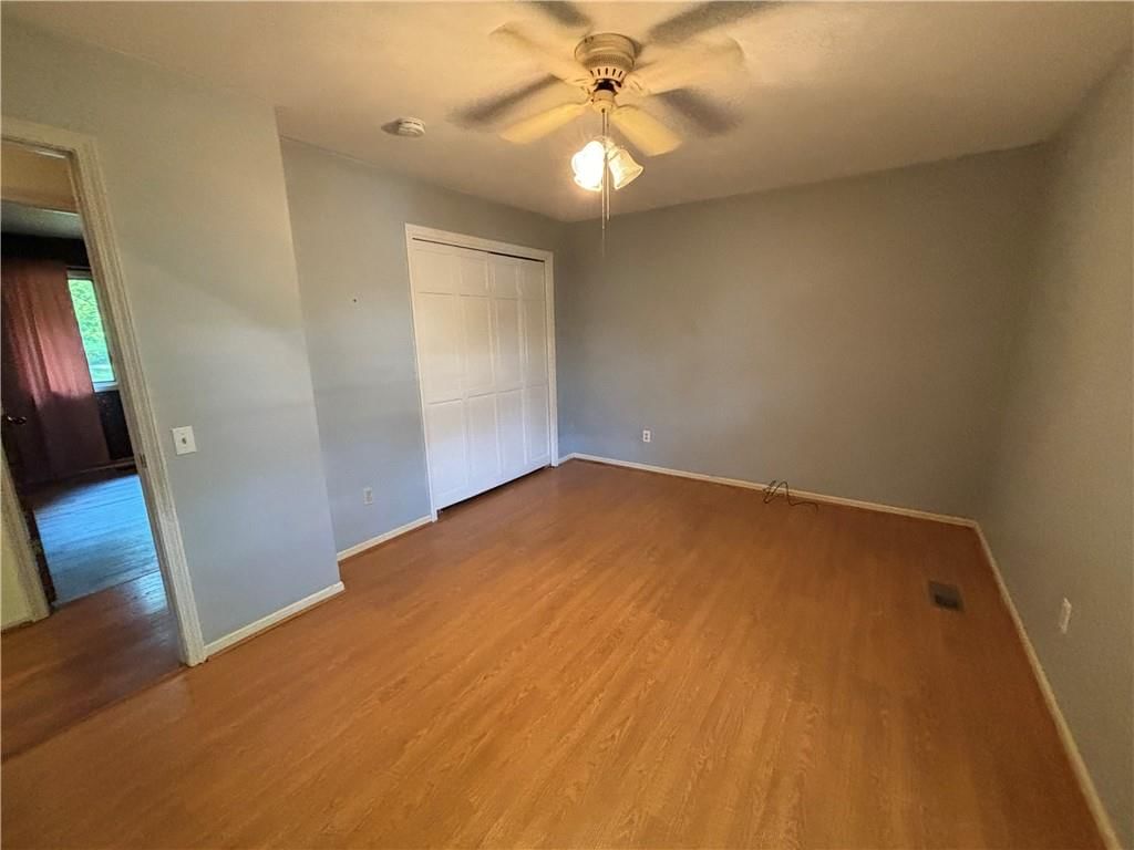 2102 Chambers Avenue — photo 14