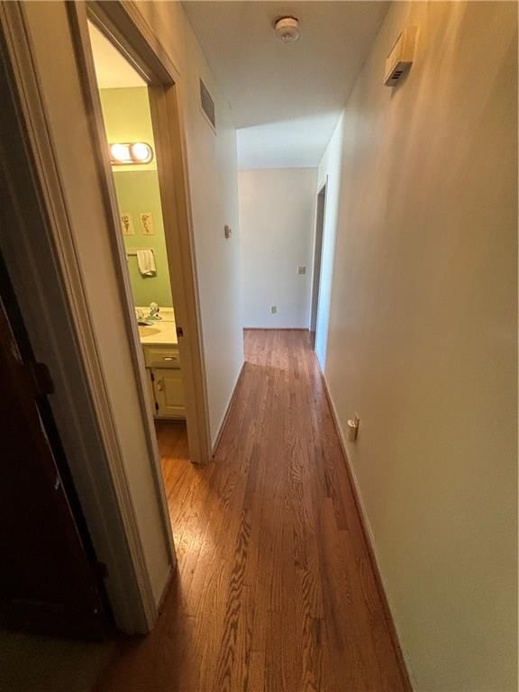 2102 Chambers Avenue — photo 19