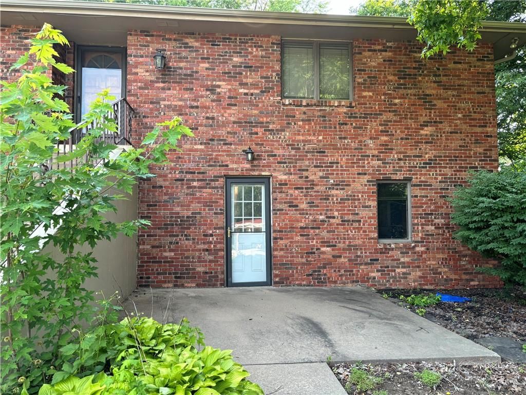 2102 Chambers Avenue — photo 28