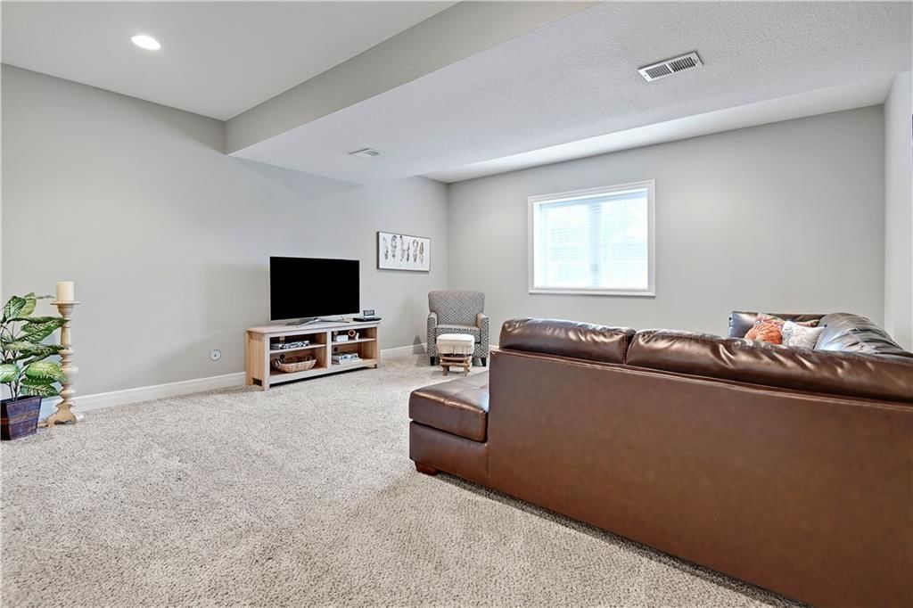 14833 Meadow Lane — photo 26