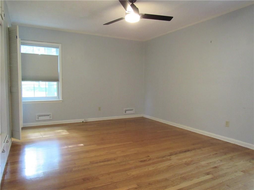 9652 Lee Boulevard — photo 18