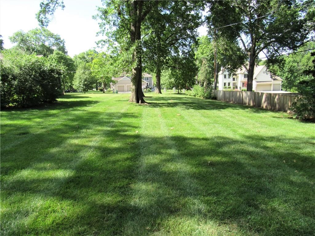 9652 Lee Boulevard — photo 28