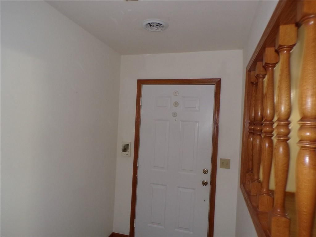 1409 N Walnut Street — photo 11