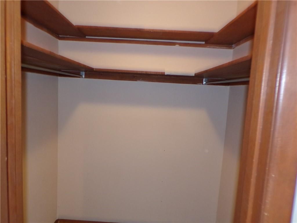 1409 N Walnut Street — photo 17