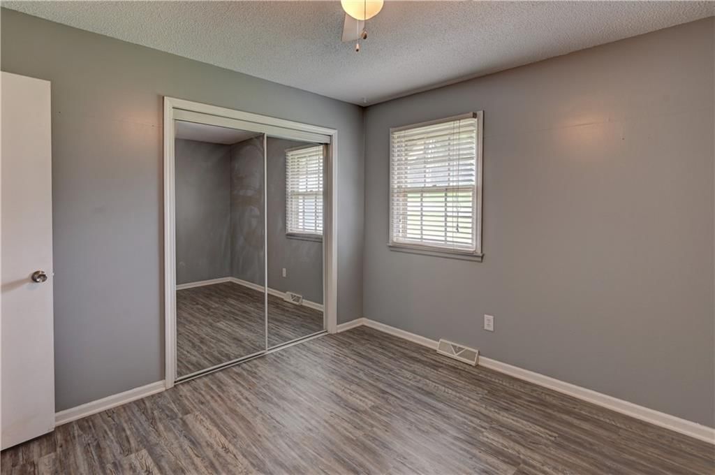 7928 Parkview Avenue — photo 21