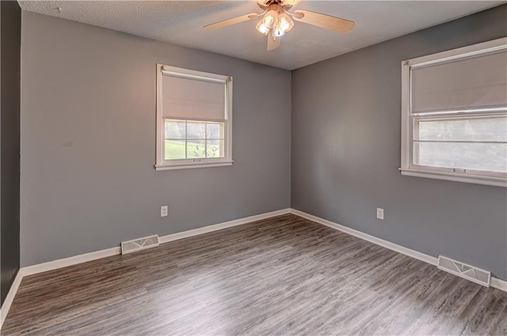 7928 Parkview Avenue — photo 29