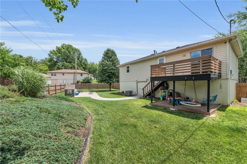 1604 Holman Street — photo 23