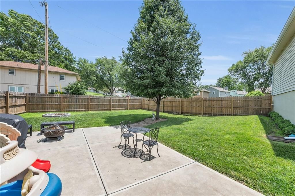1604 Holman Street — photo 25