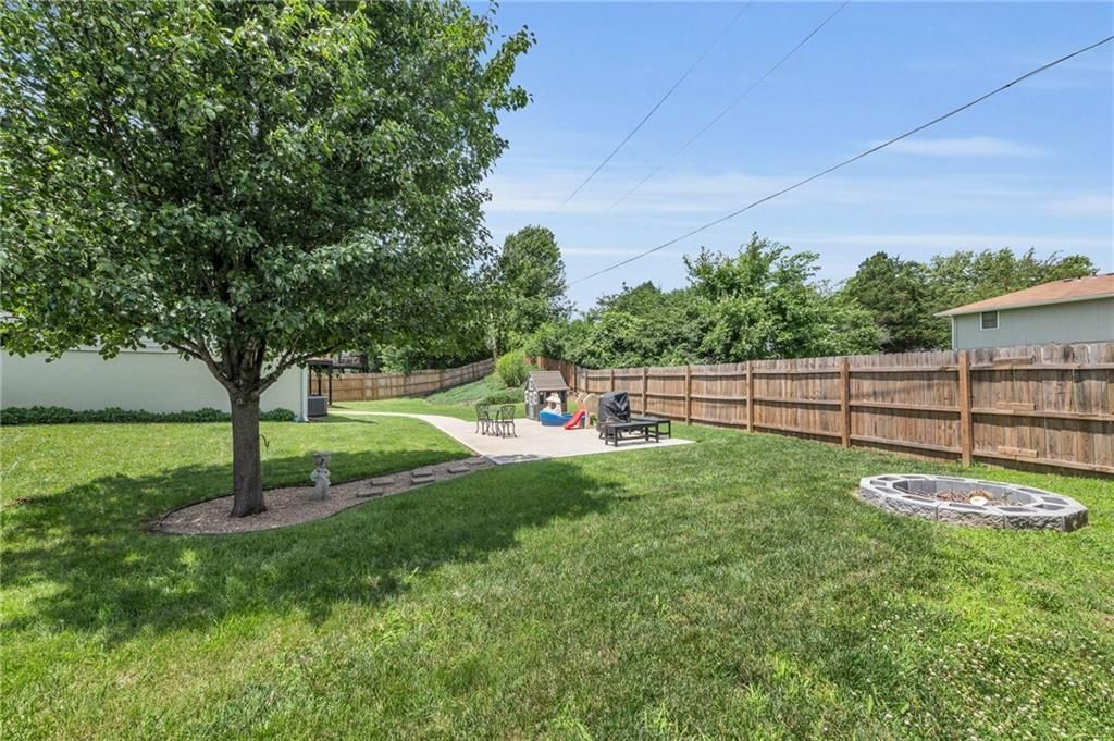 1604 Holman Street — photo 27